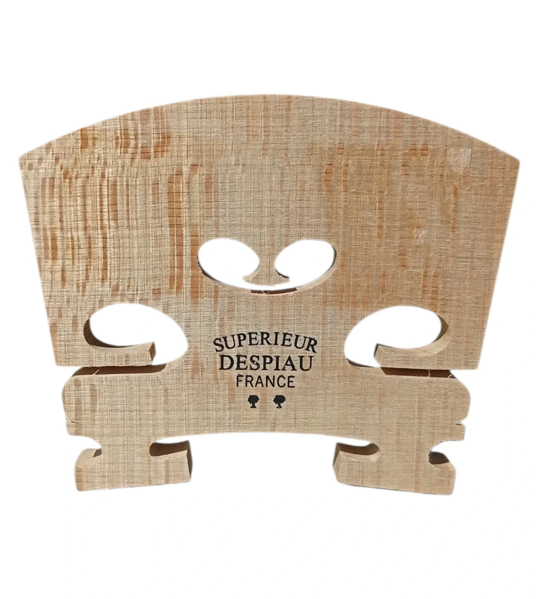 Puente Despiau viola 2 árboles, 49mm