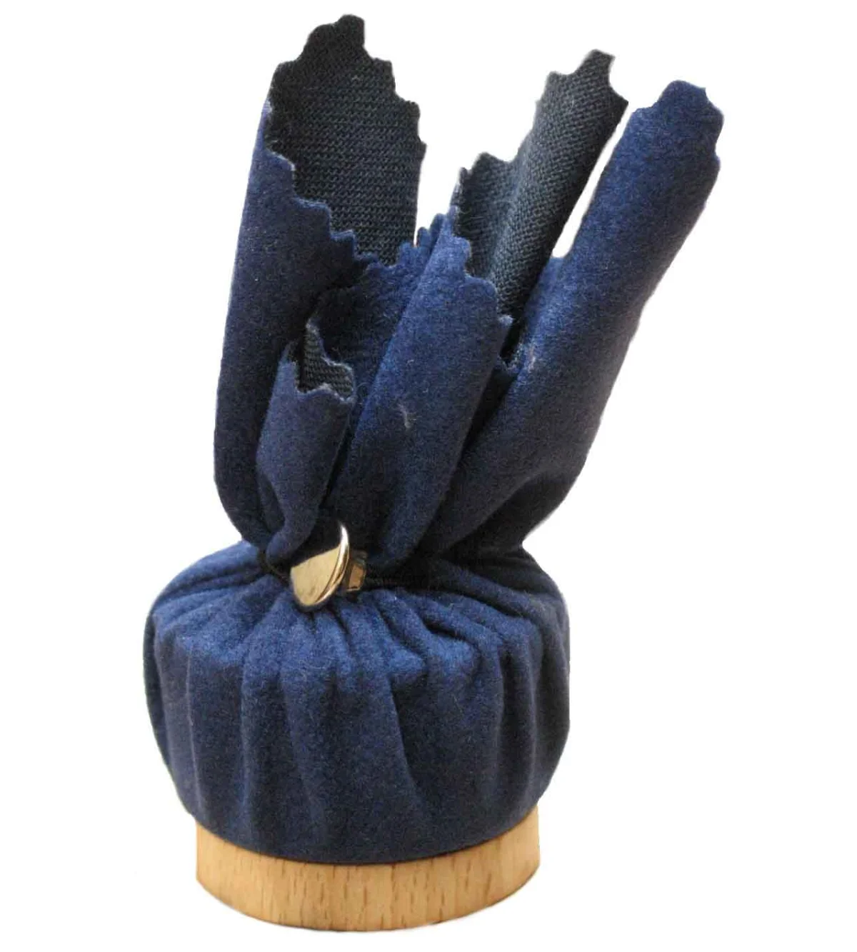 Brea Petz Soloist clara p. violín